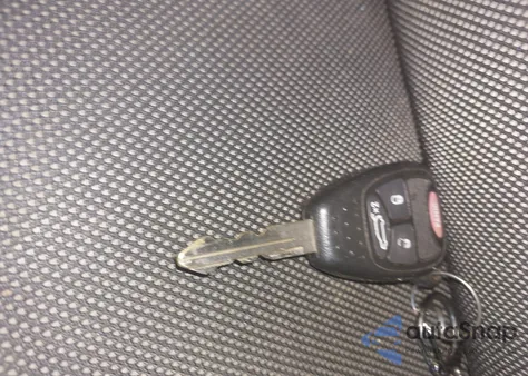 2013 Dodge Avenger Se z USA, uszkodzony, nr VIN 1C3CDZAB6DN628695